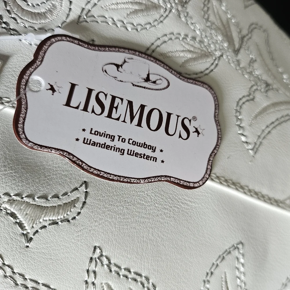 White Embroidered Boots - Picture 5 of 7